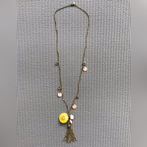 Elegant Gold and Yellow Necklace